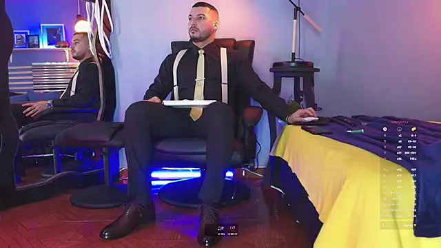 Snapshot of HenryBenso chatting on 02.05.25 HenryBenso online show from 02.05.25