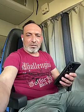 Snapshot of dzhakar chatting on 03.06.25 dzhakar online show from 03.06.25