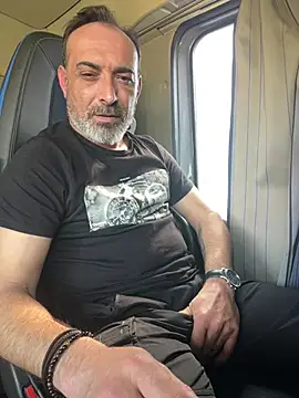 Snapshot of dzhakar chatting on 03.21.25 dzhakar online show from 03.21.25