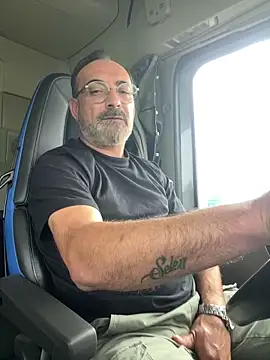 Snapshot of dzhakar chatting on 09.27.25 dzhakar online show from 09.27.25