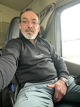 Snapshot of dzhakar chatting on 02.02.26 dzhakar online show from 02.02.26