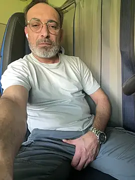 Snapshot of dzhakar chatting on 03.03.26 dzhakar online show from 03.03.26