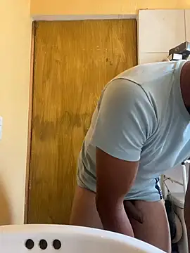 negro15cm17 online show from 02.04.25