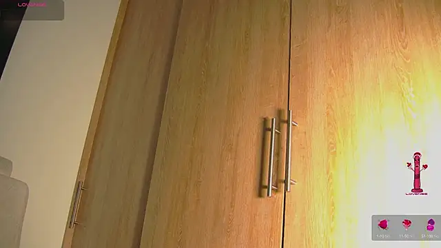 aidaadams online show from 10.08.25