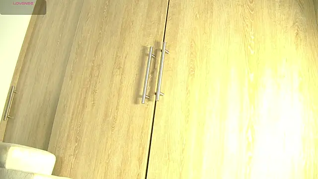 aidaadams online show from 11.16.25