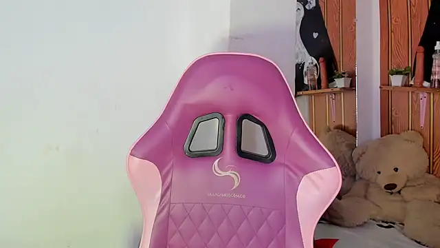 Alika01 online show from 12.01.25