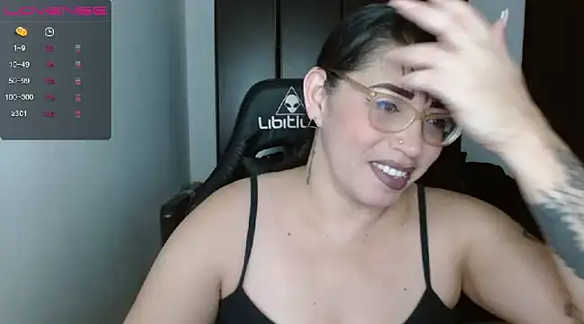 Snapshot of natashasmithe chatting on 01.16.25 natashasmithe online show from 01.16.25