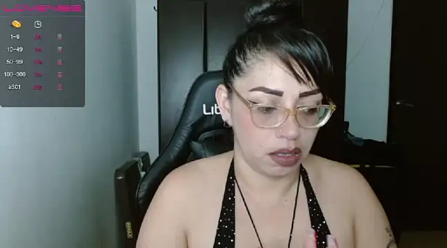 Snapshot of natashasmithe chatting on 01.24.25 natashasmithe online show from 01.24.25