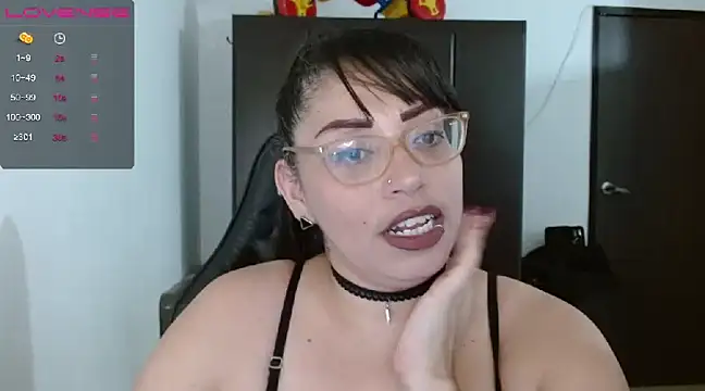 Snapshot of natashasmithe chatting on 01.26.25 natashasmithe online show from 01.26.25