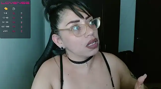 Snapshot of natashasmithe chatting on 01.26.25 natashasmithe online show from 01.26.25