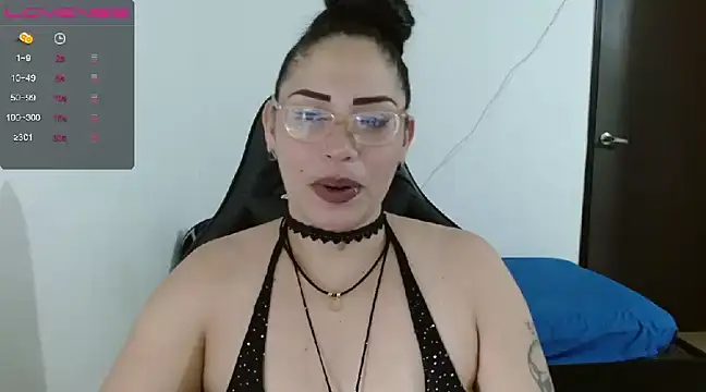 Snapshot of natashasmithe chatting on 01.27.25 natashasmithe online show from 01.27.25