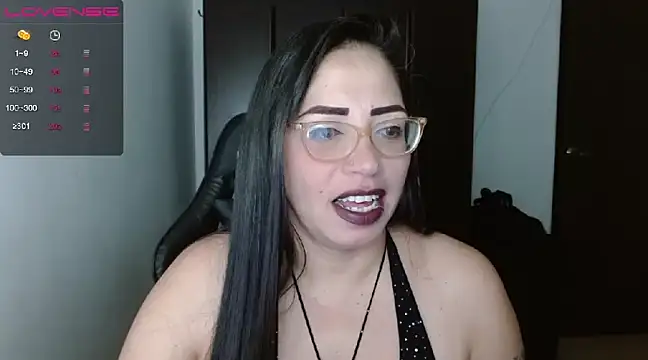 Snapshot of natashasmithe chatting on 02.04.25 natashasmithe online show from 02.04.25