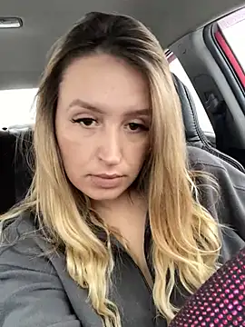 StasyWood online show from 01.04.25