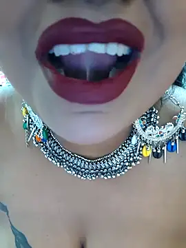 Snapshot of YR-SHIVANI chatting on 02.08.26 YR-SHIVANI online show from 02.08.26