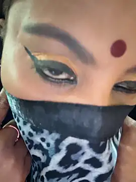 Snapshot of YR-SHIVANI chatting on 03.07.26 YR-SHIVANI online show from 03.07.26