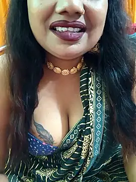 Snapshot of YR-SHIVANI chatting on 03.18.26 YR-SHIVANI online show from 03.18.26
