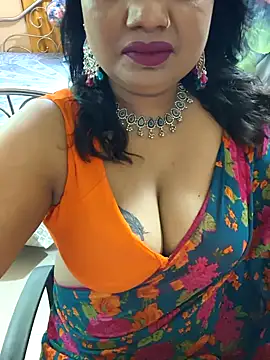 Snapshot of YR-SHIVANI chatting on 07.03.26 YR-SHIVANI online show from 07.03.26