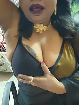 Snapshot of YR-SHIVANI chatting on 07.18.26 YR-SHIVANI online show from 07.18.26