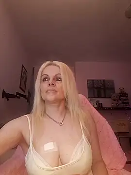 Angeldevilus online show from 09.13.25