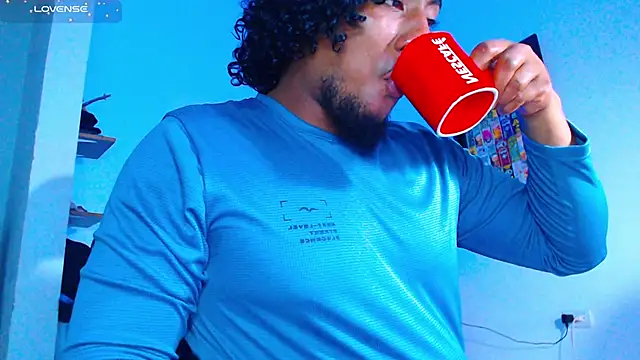 yosoy enzo2020 online show from 12.04.25