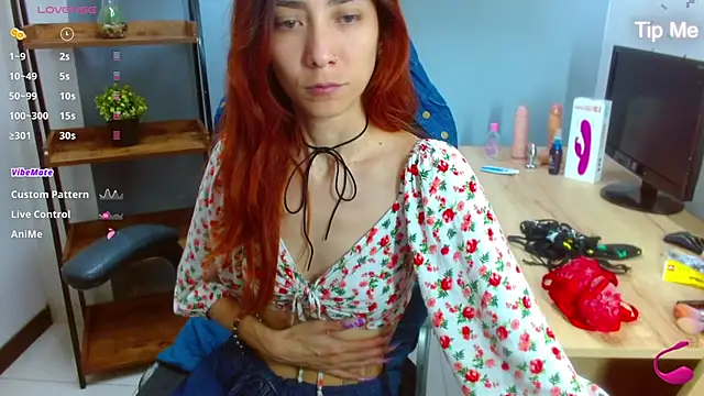 Erika Stevens online show from 03.05.25