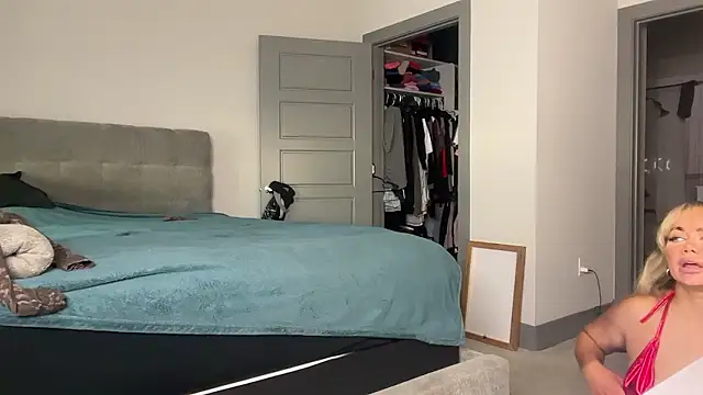 ElenaErickson online show from 12.02.24