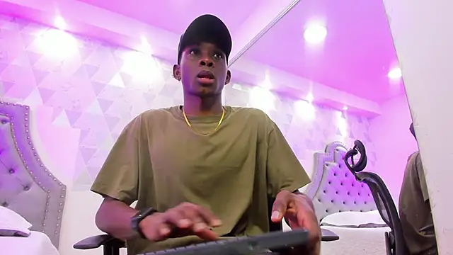 JacksonMuller  online show from 02.01.25