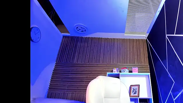 JacksonMuller  online show from 12.20.25