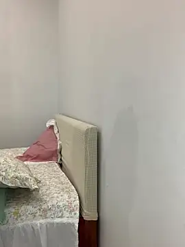 Snapshot of lisa_831 chatting on 03.17.25 lisa 831 online show from 03.17.25