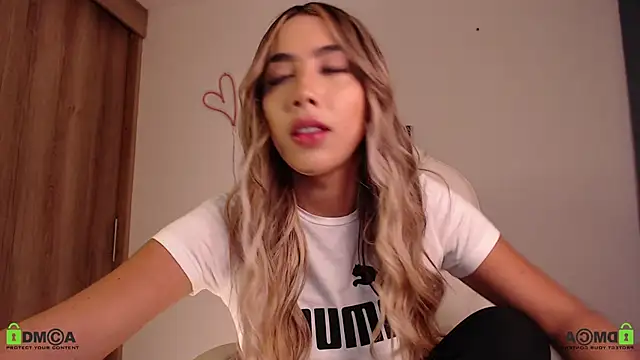 Snapshot of Marian_se chatting on 02.27.25 Marian se online show from 02.27.25