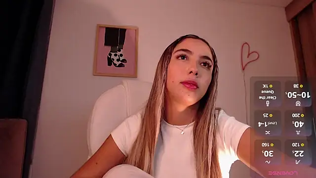 Snapshot of Marian_se chatting on 03.13.25 Marian se online show from 03.13.25