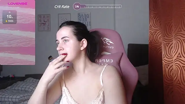 SweetieKendl online show from 02.23.25