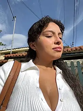 Nathcurly  online show from 01.04.25