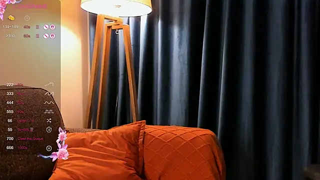 SarahCarrter online show from 02.18.25