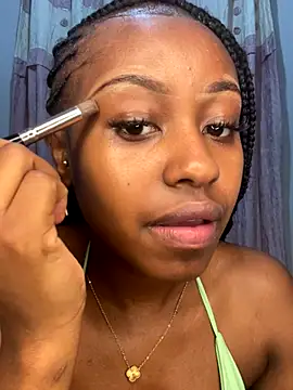 hot daily online show from 10.17.25