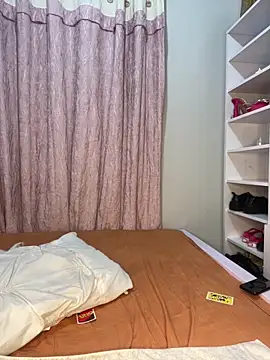 hot daily online show from 11.08.25