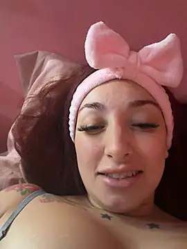 Anniespears online show from 07.19.26