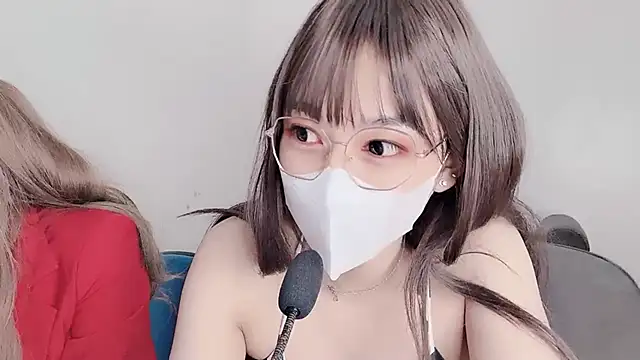 Mono-Stewardesss online show from 12.10.24