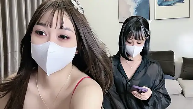 Mono-Stewardesss online show from 10.03.25