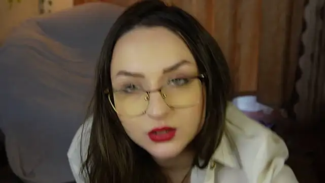 NaughtYHomemadE online show from 12.22.24