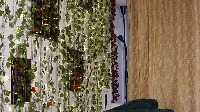 NaughtYHomemadE online show from 03.07.26