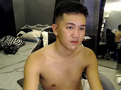 xgregor07 online show from 10.01.25