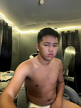 xgregor07 online show from 10.07.25