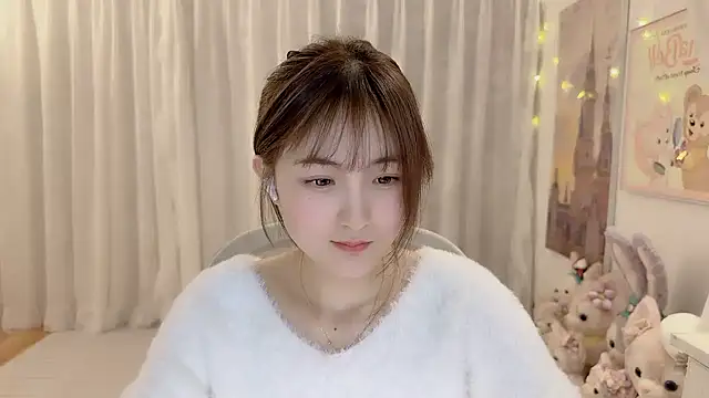 Snapshot of SHUIshui_ chatting on 12.30.24 SHUIshui online show from 12.30.24