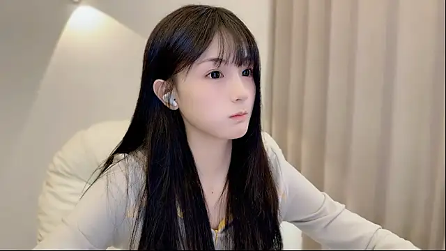 Snapshot of SHUIshui_ chatting on 09.17.25 SHUIshui online show from 09.17.25
