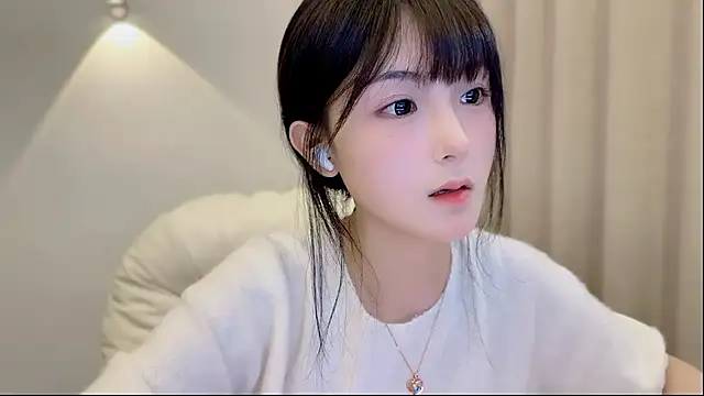 Snapshot of SHUIshui_ chatting on 09.21.25 SHUIshui online show from 09.21.25