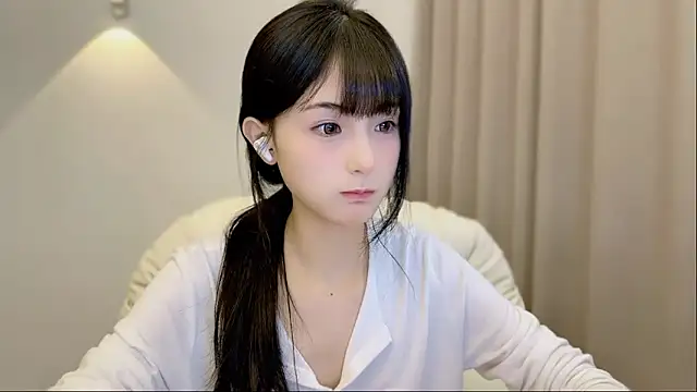Snapshot of SHUIshui_ chatting on 09.28.25 SHUIshui online show from 09.28.25