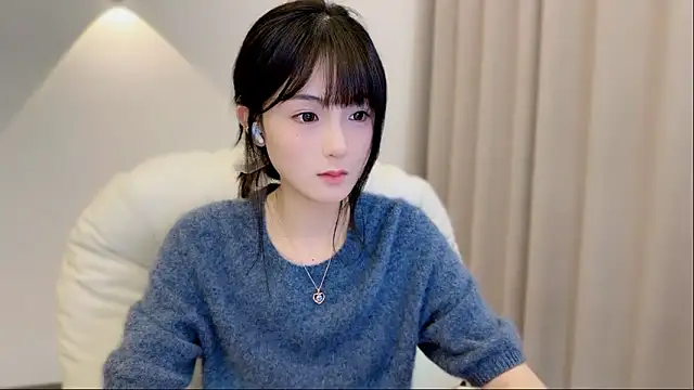 Snapshot of SHUIshui_ chatting on 09.30.25 SHUIshui online show from 09.30.25
