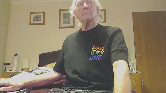 WaverlyKernow online show from 02.14.25