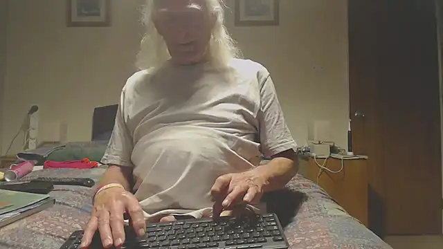 WaverlyKernow online show from 04.24.26